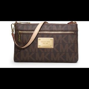 Michael Kors Wristlet